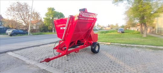 Berac Kukuruza Šempeter Eko 3500 Jako Ocuvan kao