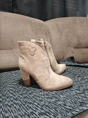 Kaubojke antilop 41 - novo