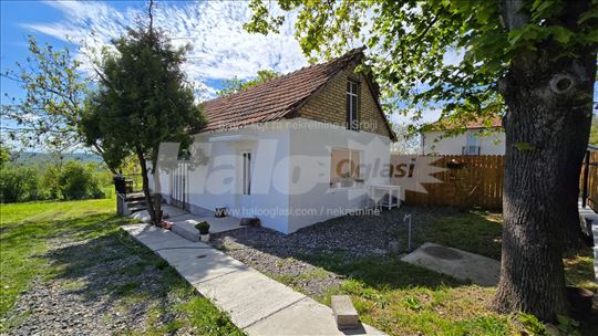 Plac u Velikoj Moštanici