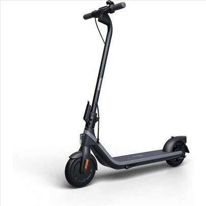 Segway NINEBOT E2 E II Elektricni trotinet NOVO
