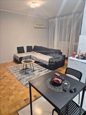 Stan 2.5 Palmira Toljatija 