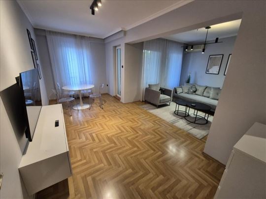 Tašmajdan,Kneza Danila,2.0,moderan,garaža ID#19165