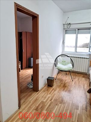1.5 stan kod Beo centra, 31m2+10m2 terasa, Kovačev