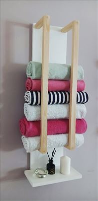 Moderna polica za peskire