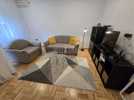 Novogradnja, izuzetan, namešten