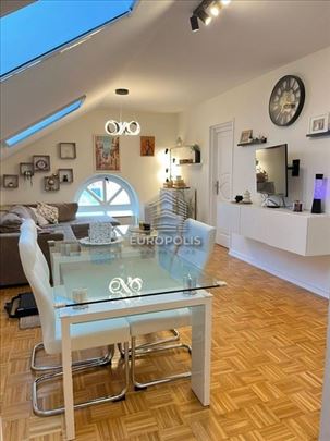 Top lokacija, renoviran, uknjižen, 67m2