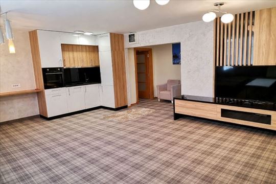 Vračar,101m2, raskošan,garaža,uračunati troškovi