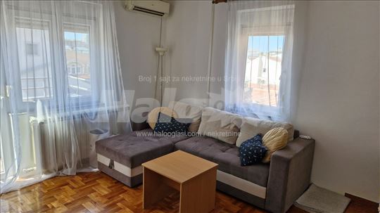 1.5 stan blizu Vukovog spomenika, vlasnik