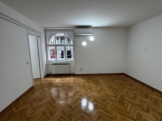 Dorćol. Kralja Petra. Vaš novi poslovni prostor. 
