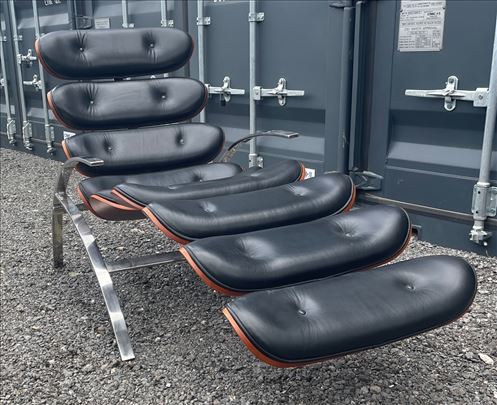 Mid-century Eames Chaise Lounge fotelja