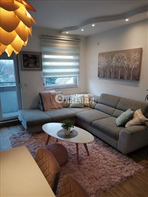 Moderan 4.0 duplex sa parking mestom ID#2155