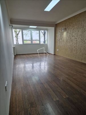 Novi Beograd, odličan 2.5 stan, renoviran, mereno 