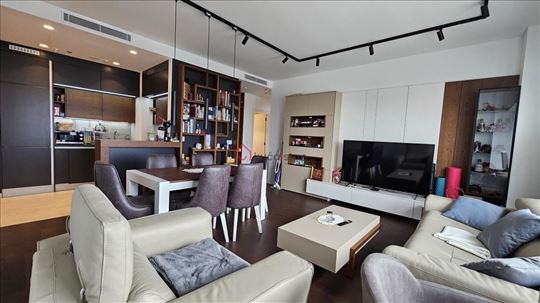 West 65-Lux! Smart sistem! Savršena orijentacija