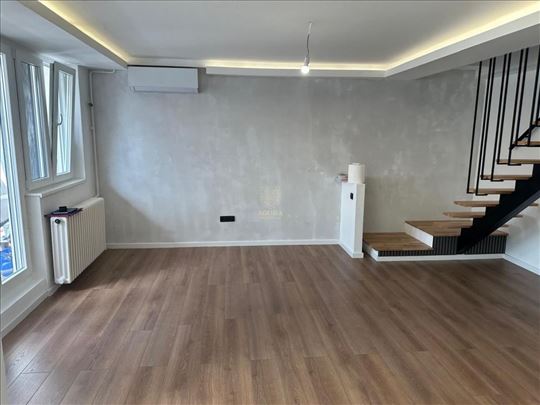 Železnik, Centar-Karingtonka 102 kv, 4.5 Duplex, u