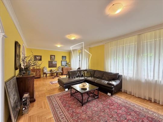 Duplex,vrh Dedinja,U.S.Embassy,mereno 144m2 ID#148