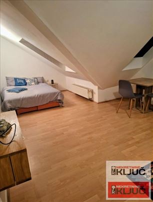Grbavica, 25m2, Garsonjera, Useljiva