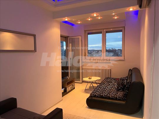 Novi Beograd, Džona Kenedija, Stari Merkator