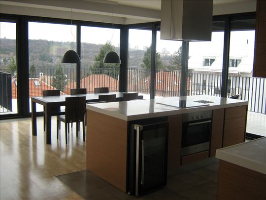 Kuhinja Capri Teak sa ostrvom – povoljno