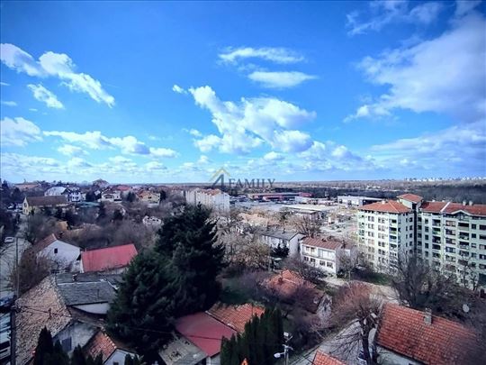 Lux novogradnja na Banovom brdu