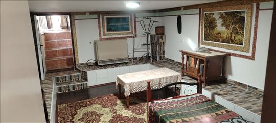 Nameštena garsonjera 21m² + 30m² korisne površine 