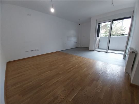 Novogradnja stan 70m2-useljiv-uknjizen -Erdoglija