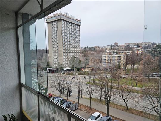 Prodaja stana – Ustanička, 67m², dvoiposoban, reno