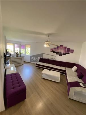 Renoviran, porodičan stan 87m2