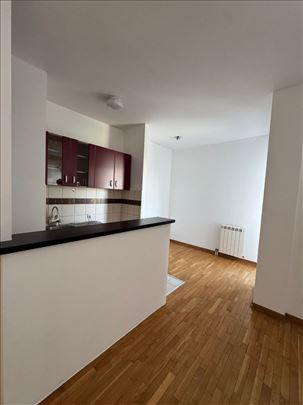 Voždovac-Autokomanda, ul. Leskovačka 2,0 useljiv
