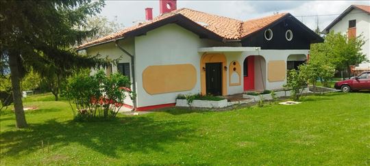 Barajevo, Ravni gaj, Milivoja Popovića-Miće, 144m2