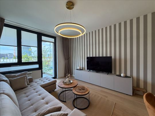 Dvosoban stan u Beogradu na vodi, BW Lumia