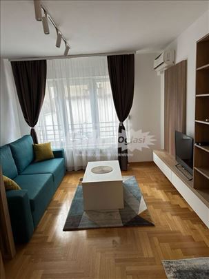 Lux stan Dorcol