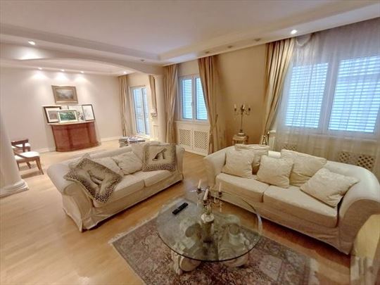 Lux 5.0 stan, 4 spavaće, garaža, Dorćol, ID 2639
