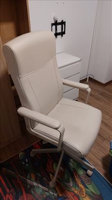 Prodajem Ikea radnu stolicu - polovno