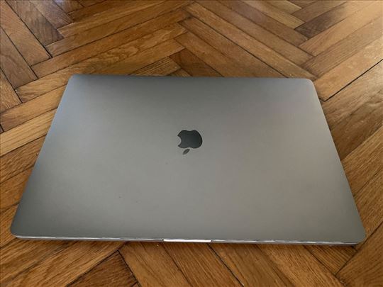 2019 Apple MacBook Pro i9/32GB RAM/1TB SSD/15.4