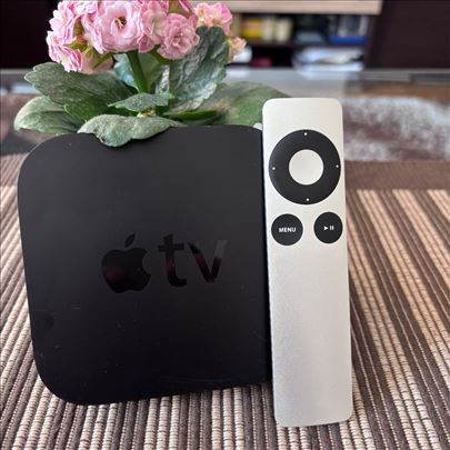 Apple TV 3. generacija – Odlično stanje + remote