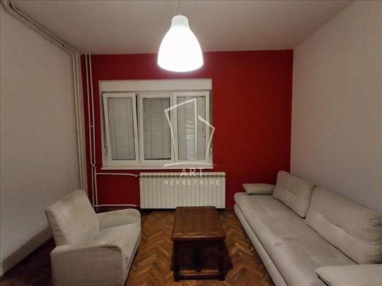 Hala Pionir, Zdravka Čelara, 60m2 ID#14862