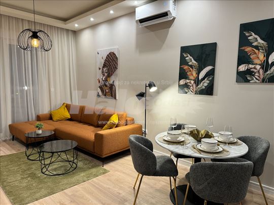 Lux 54m,dvoiposoban, nov, sa garažom