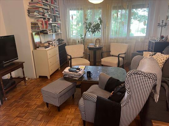 NBg, Jurija Gagarina, 72m2