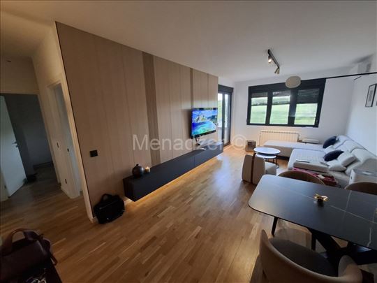 Trošarina 66.31m2 2,5sob,3/8 klima, alu stoalrija,