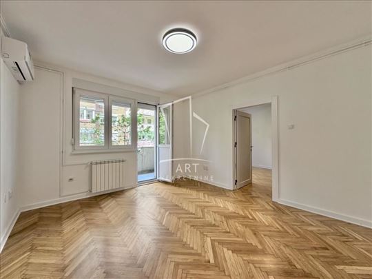 Vračar, odličan 4.0 stan, za PP ID#14857