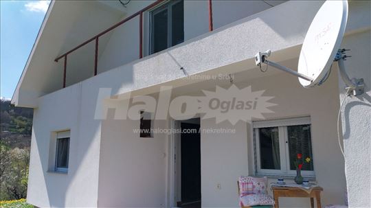 Orašac, kuća 94 m2, 20 ari placa, odlična