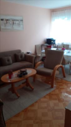 Prodaje se renoviran dvosoban stan u Erdogliji