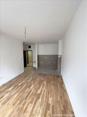 Nov 2.0 stan +parking mesto-Mirijevo 