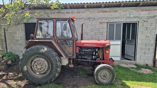 Traktor 558 na prodaju