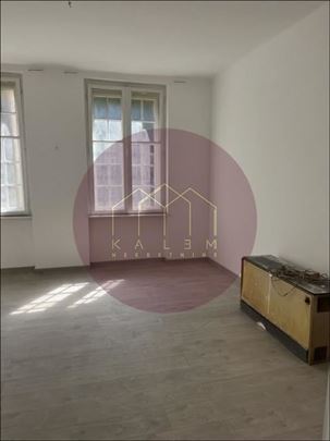 Beograd, Stari Grad- Skadarlija, Zestska, 3.0, 84m