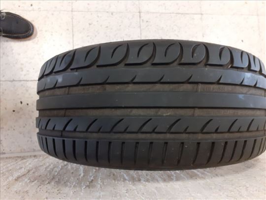 Dve Letnje gume Tigar 225/45 ZR17 94Y