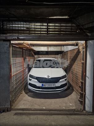 Garaža blok 28 ispod kockica