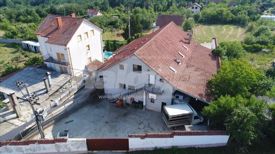 HACCP Klanica 530m2 + Kuća 360m2, 60 ari – Baćevac