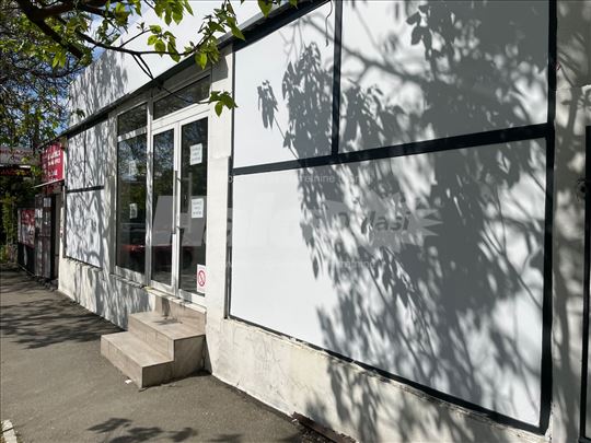 Izdajem lokal od 200m2 u prometnoj ulici