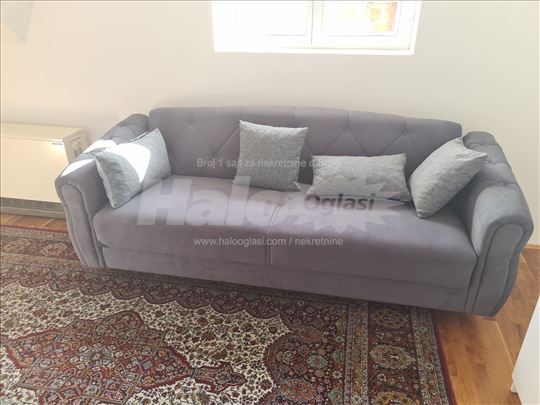 Izdajem sobu u Zemunu